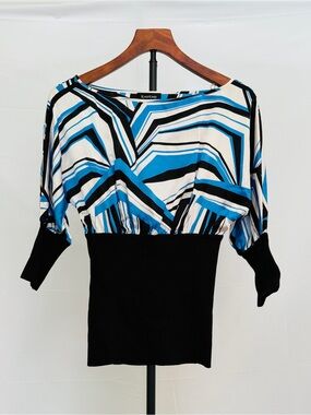 bebe Black, Blue & White Geometric Dolman Knit Tunic